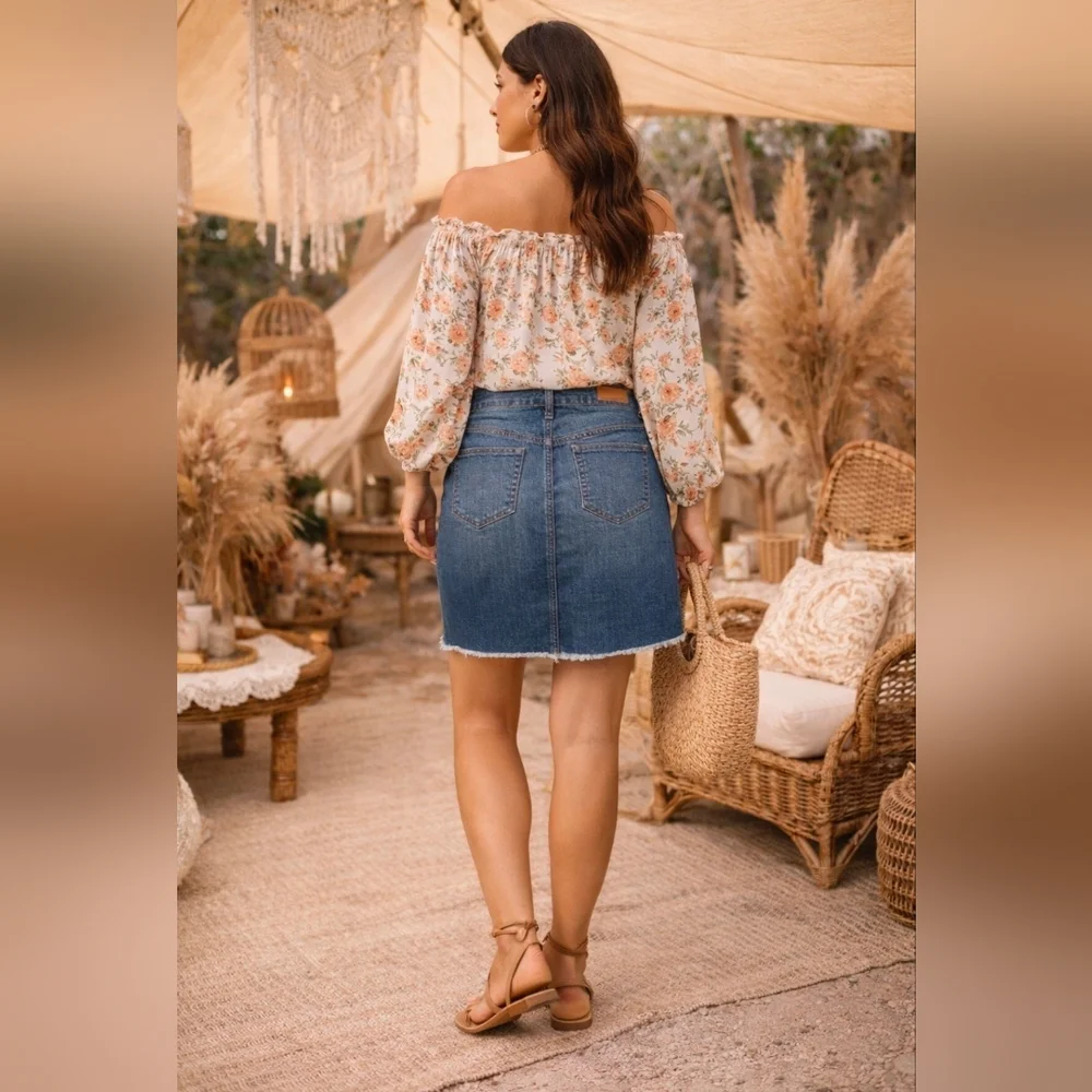 Hollywood & Vine Denim Mini Skirt | Medium Wash | Raw Hem | Revolve NWT!